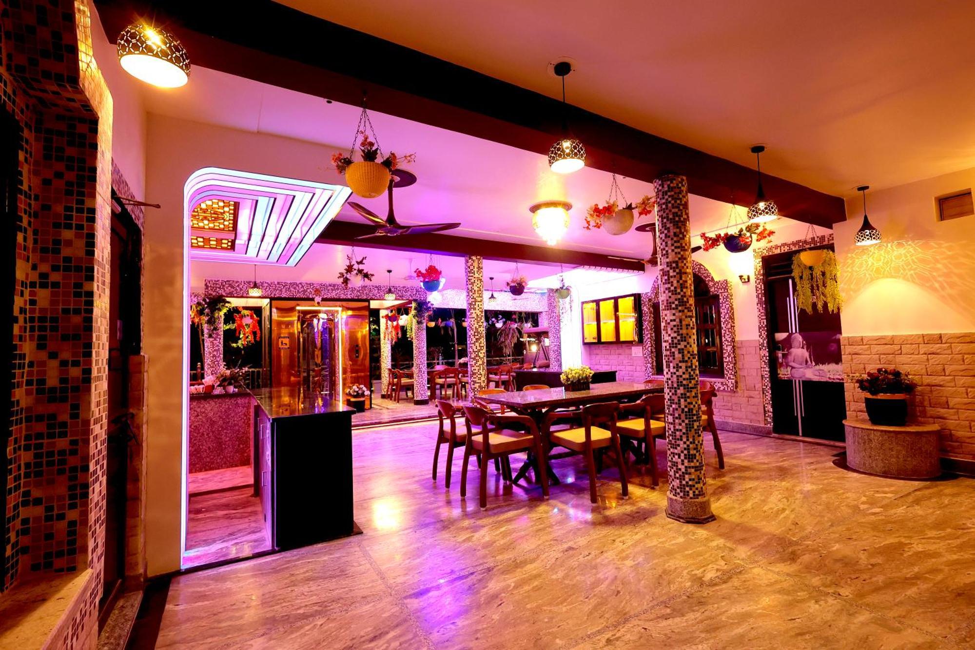 Aman Homestay, A Boutique Hotel Agra  Ngoại thất bức ảnh