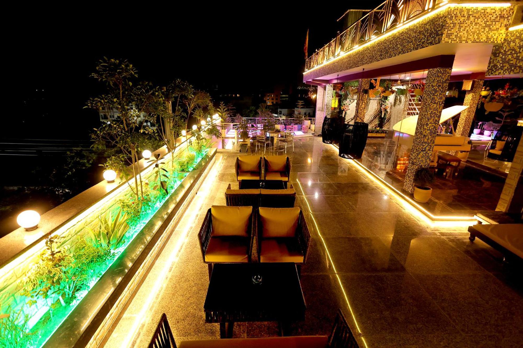 Aman Homestay, A Boutique Hotel Agra  Ngoại thất bức ảnh