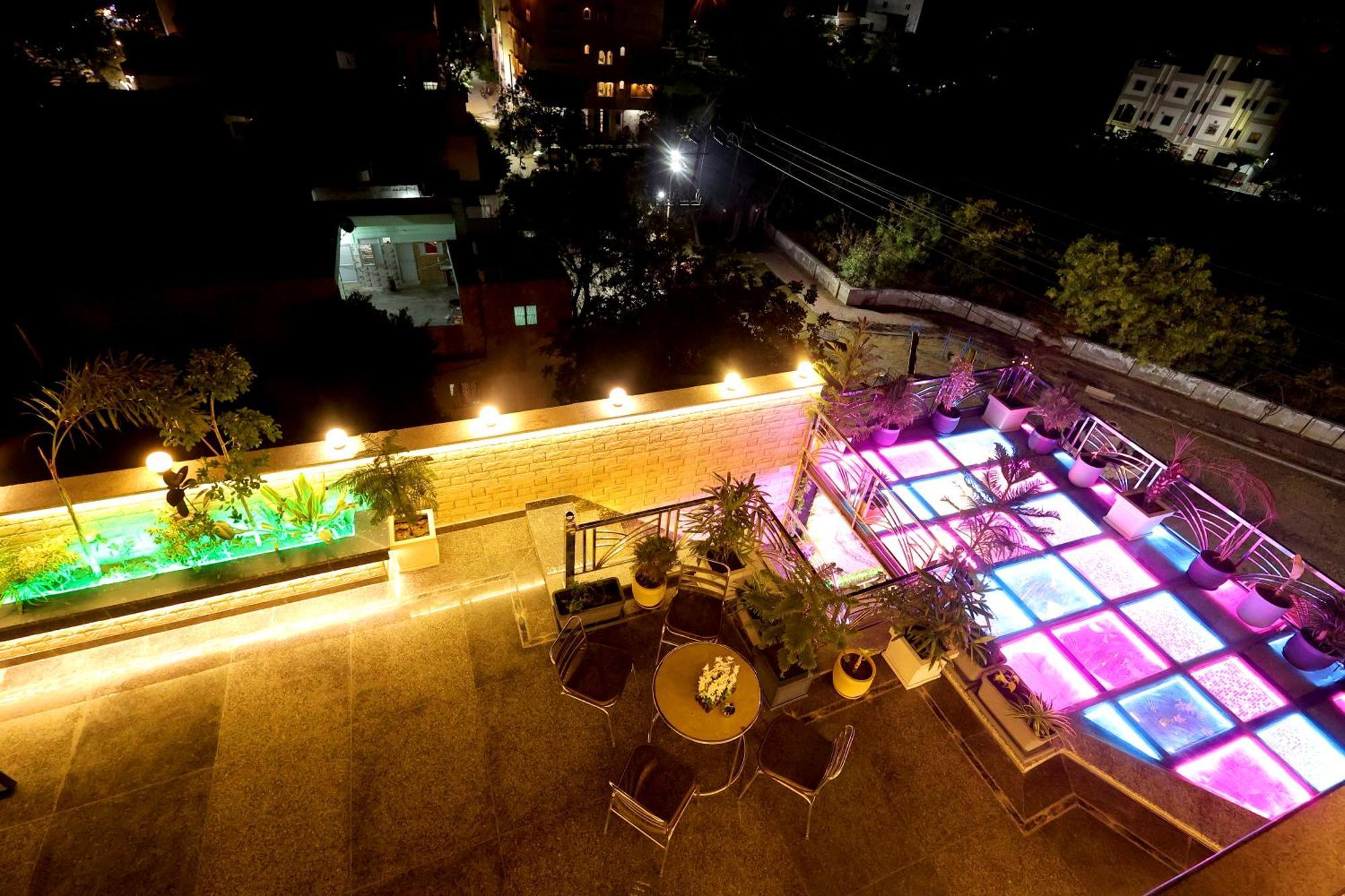 Aman Homestay, A Boutique Hotel Agra  Ngoại thất bức ảnh